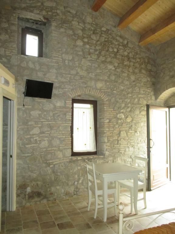 Residenza Sant'Antonio Hotel Deliceto Buitenkant foto